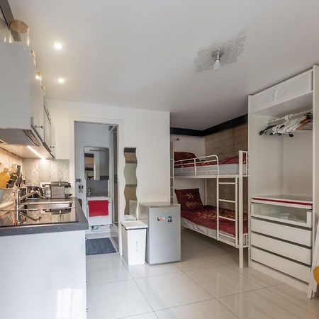 Studio A Paris Et Desinfection Rigoureux Du Logis Екстериор снимка